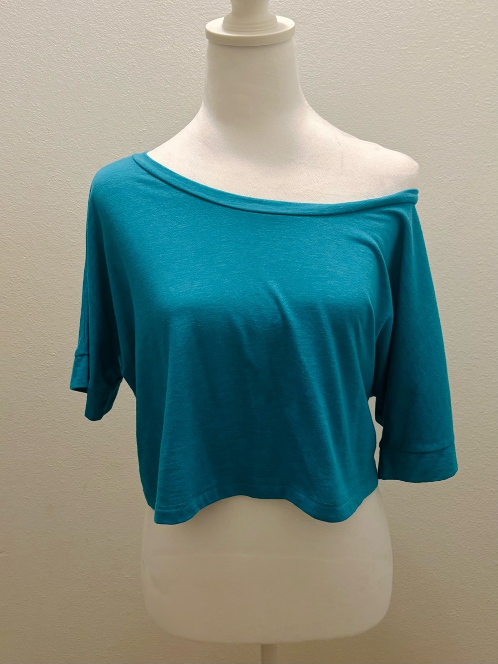 dELiA*s Teal Off-Shoulder Cropped Top small Y2K